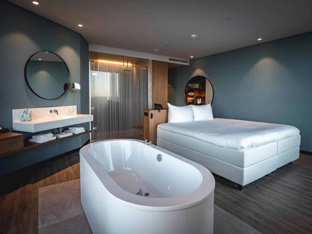Van der Valk Hotel Amsterdam Zuidas -Rai Buitenkant foto
