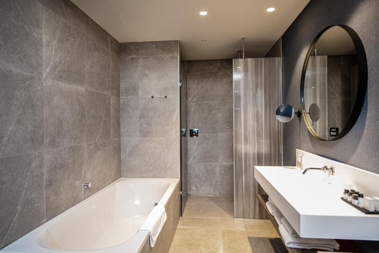 Van der Valk Hotel Amsterdam Zuidas -Rai Buitenkant foto