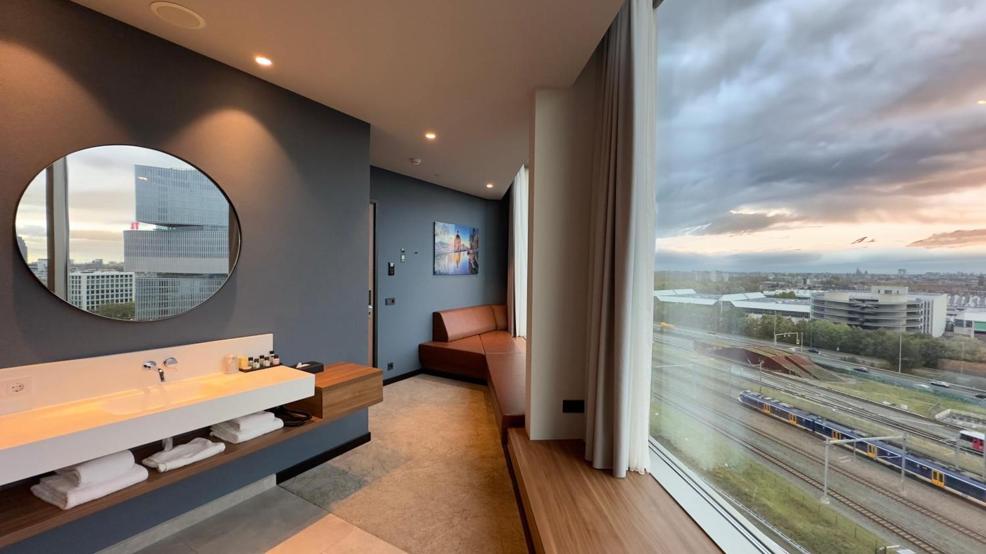 Van der Valk Hotel Amsterdam Zuidas -Rai Buitenkant foto