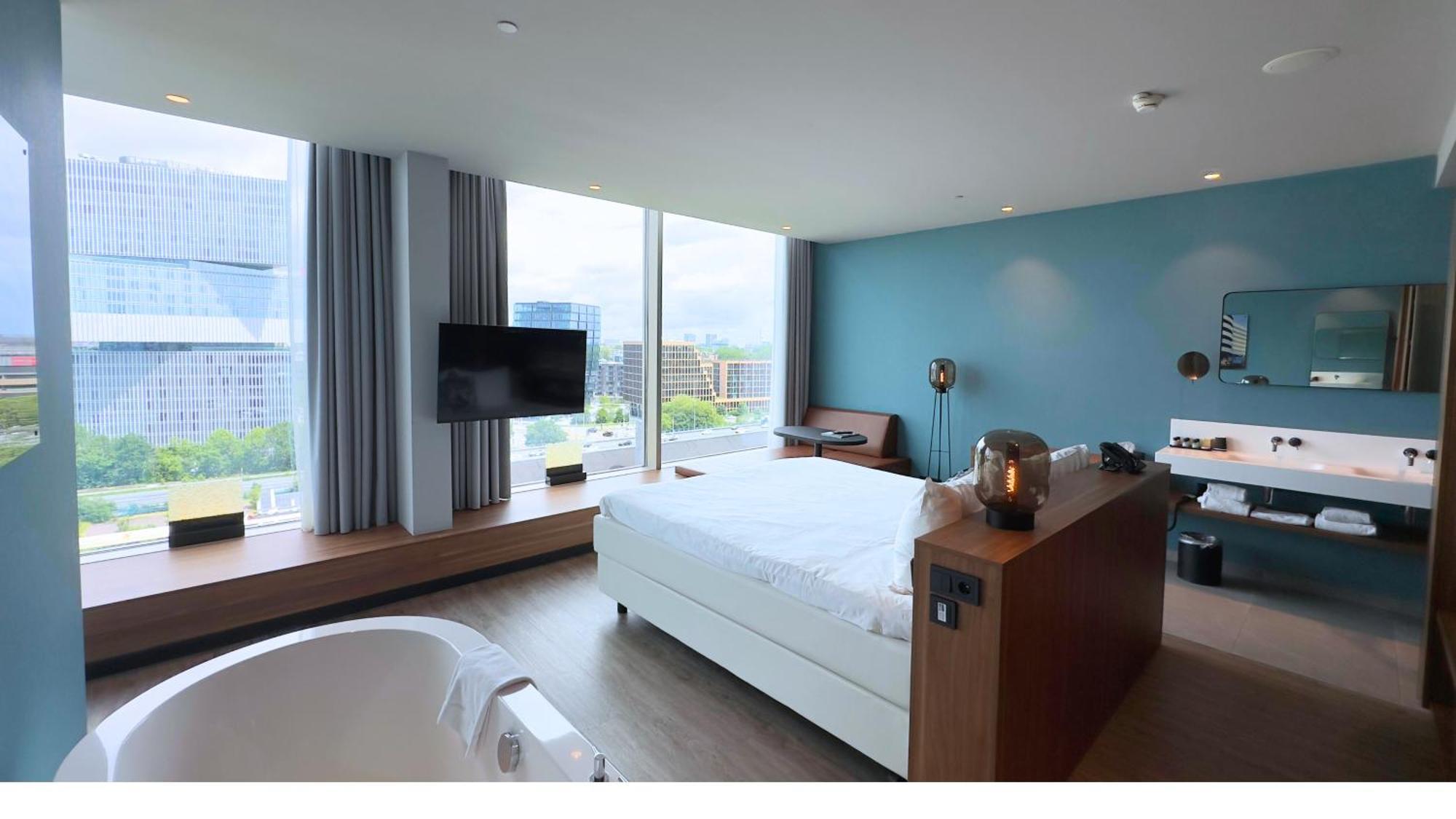Van der Valk Hotel Amsterdam Zuidas -Rai Buitenkant foto